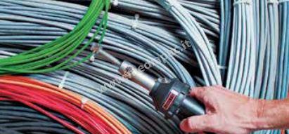 Applicazione di un collegamento di termoretrazione con HOT JET S e il riflettore filtrante adattato