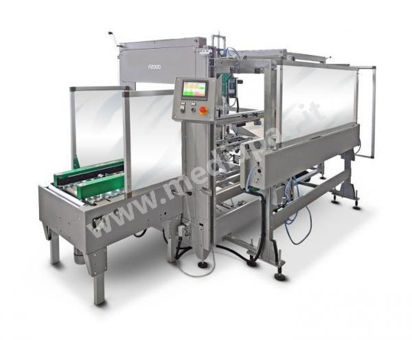 F2000 SLIDE è un formatore automatico con magazzino scatole in posizione posteriore in linea con formatore e nastratrice per la chiusure inferiore concepito per spazi ridotti
