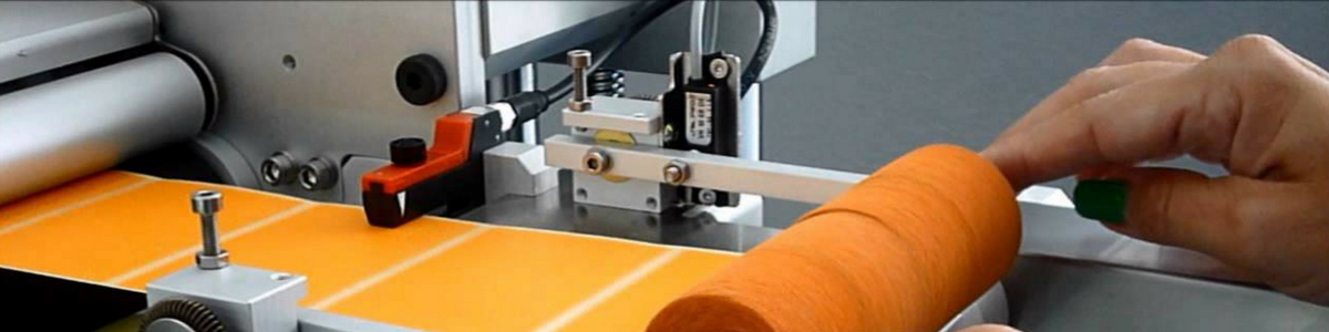 DISPENSER ED ETICHETTATRICI